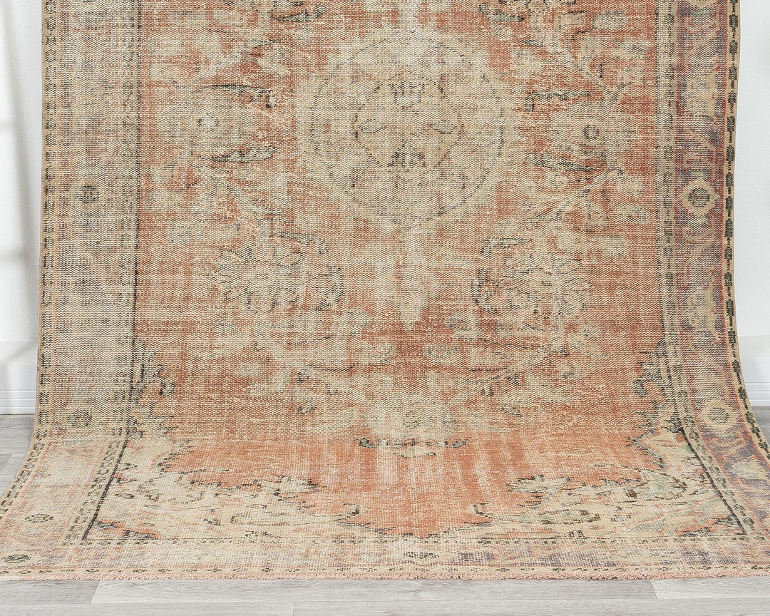 Muted Oushak Rug 5' 6" x 9' 2" | No. VR39869