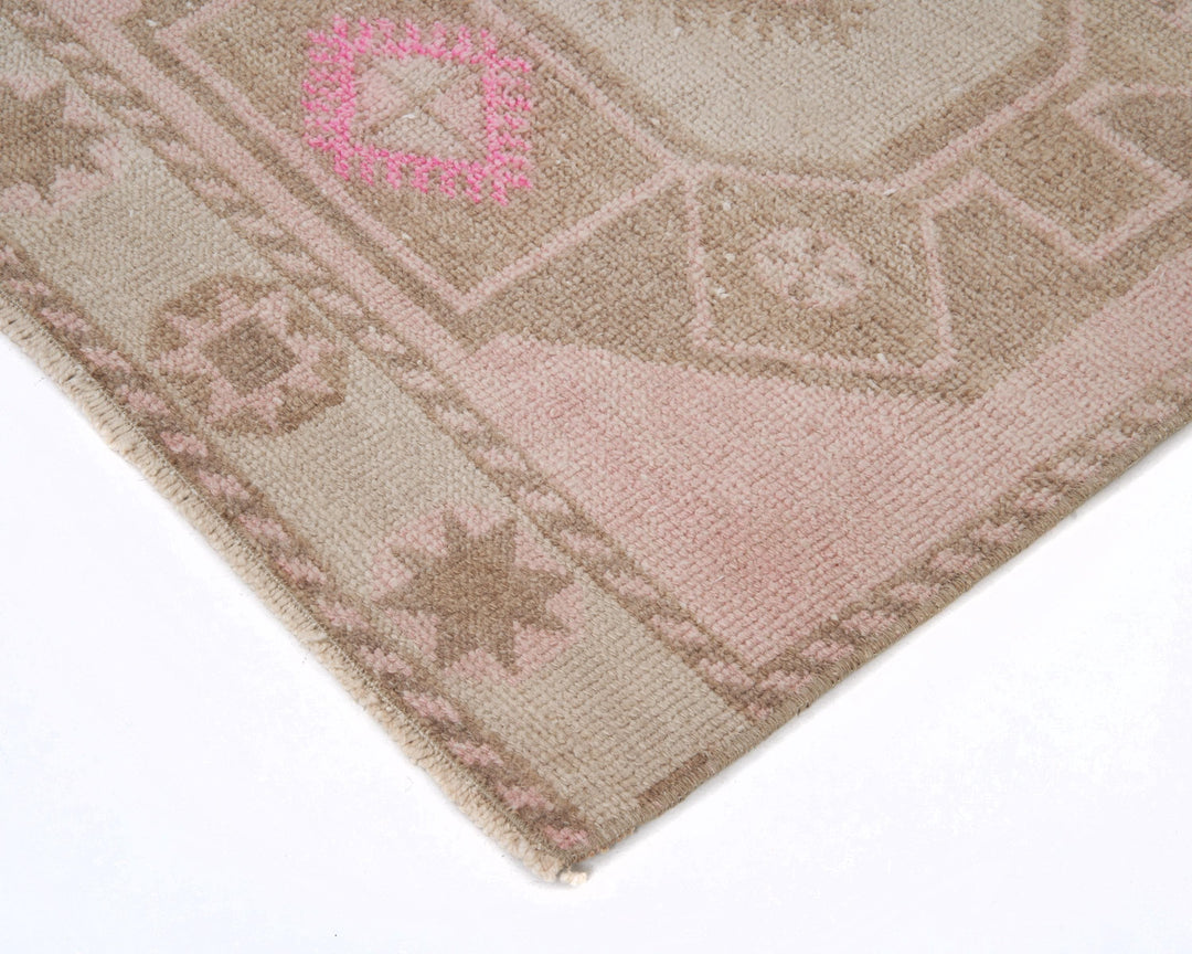 Pink Runner Rug 2' 7" x 12' | No. VR16684