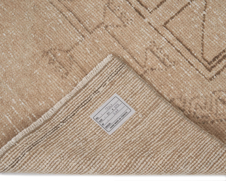 Runner Rug 2' 7" x 11' | No. VR60023