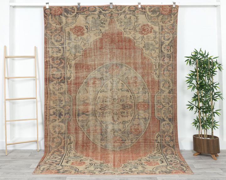 Oushak Rug 6' 1" x 9' 1" | No. VR75314