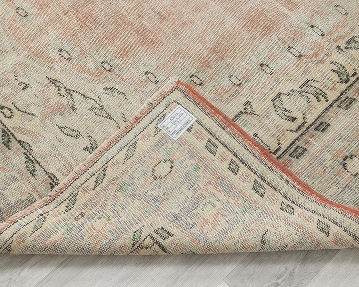 Beige Oushak Rug 6' 1" x 9' 8" | No. VR54070