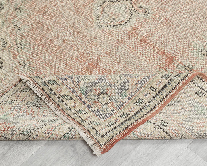 Beige Oushak Rug 6' 1" x 9' 8" | No. VR54070