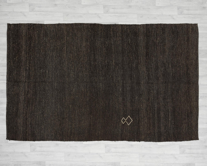 Brown Kilim Rug 5' 7" x 8' 5" | No. VR51720