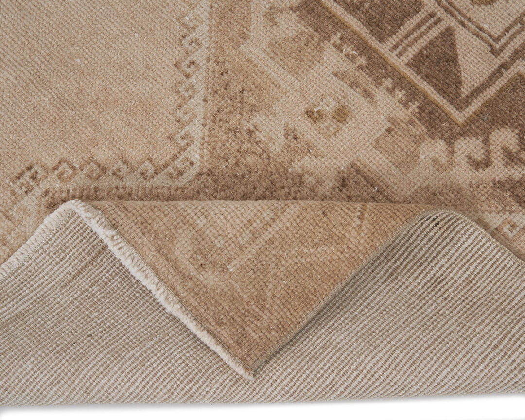 Beige Runner Rug 3' 5" x 11' 7" | No. VR30742
