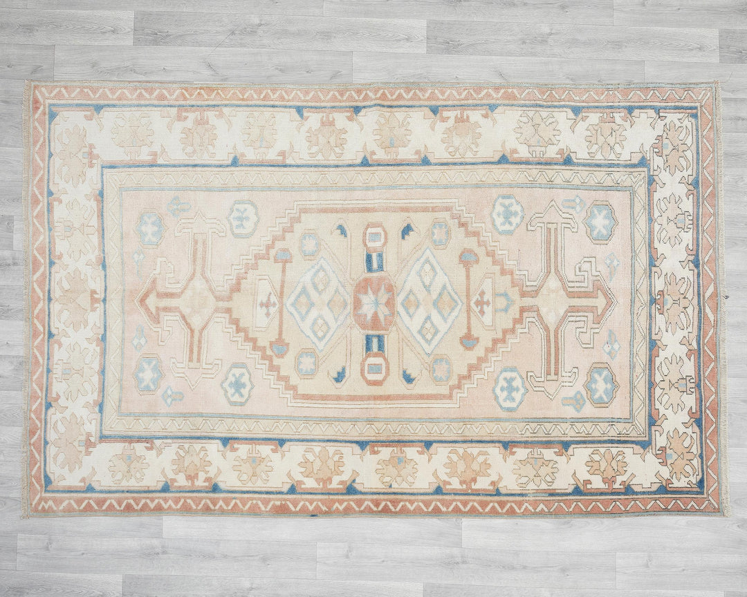 Beige Oushak Rug 5' 1" x 7' 8" | No. VR39824