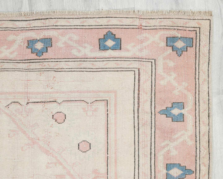 Beige Oushak Rug 6' 3" x 9' 2" | No. VR32890