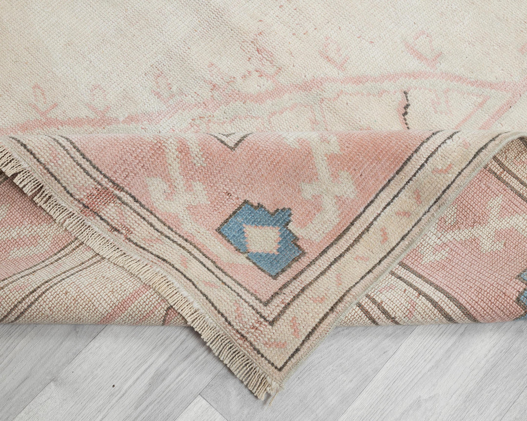 Beige Oushak Rug 6' 3" x 9' 2" | No. VR32890