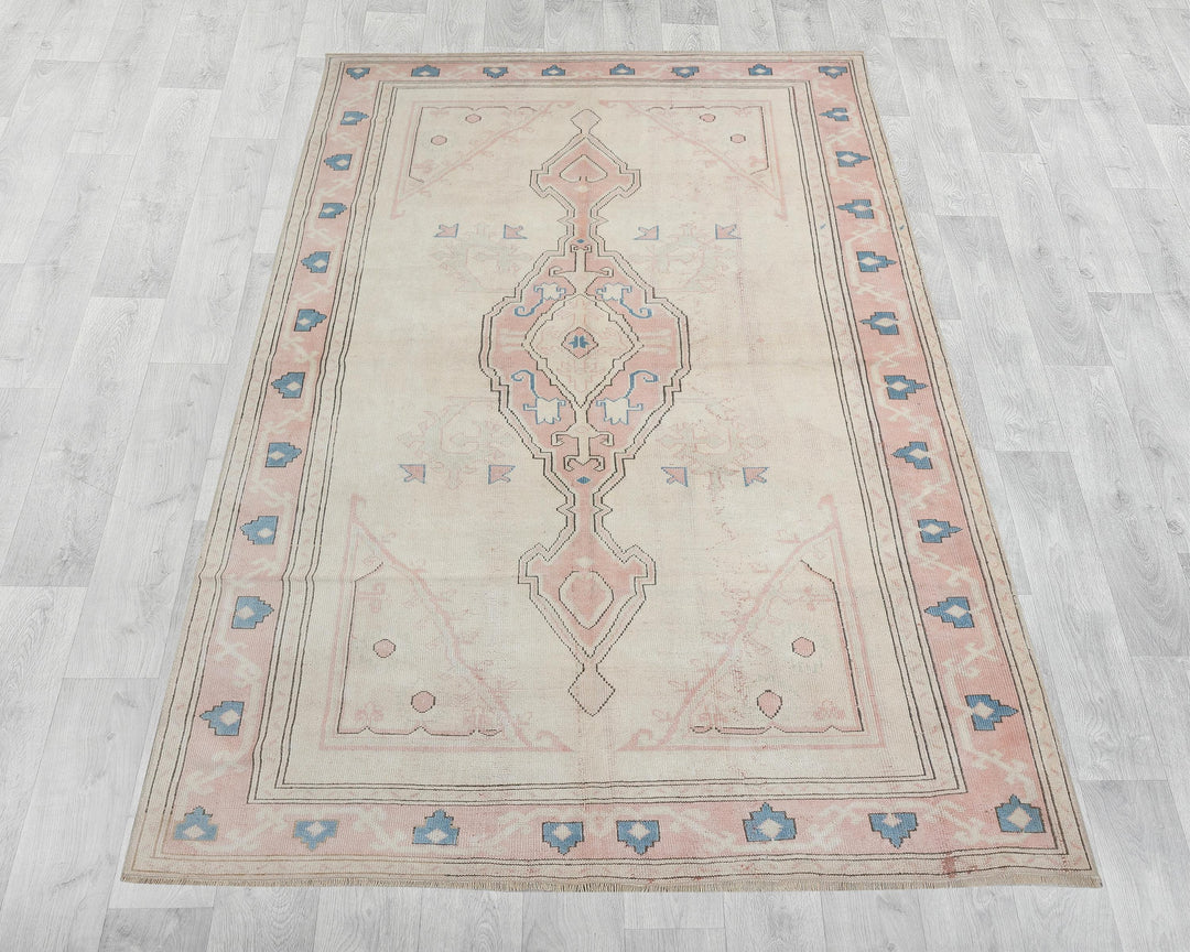 Beige Oushak Rug 6' 3" x 9' 2" | No. VR32890