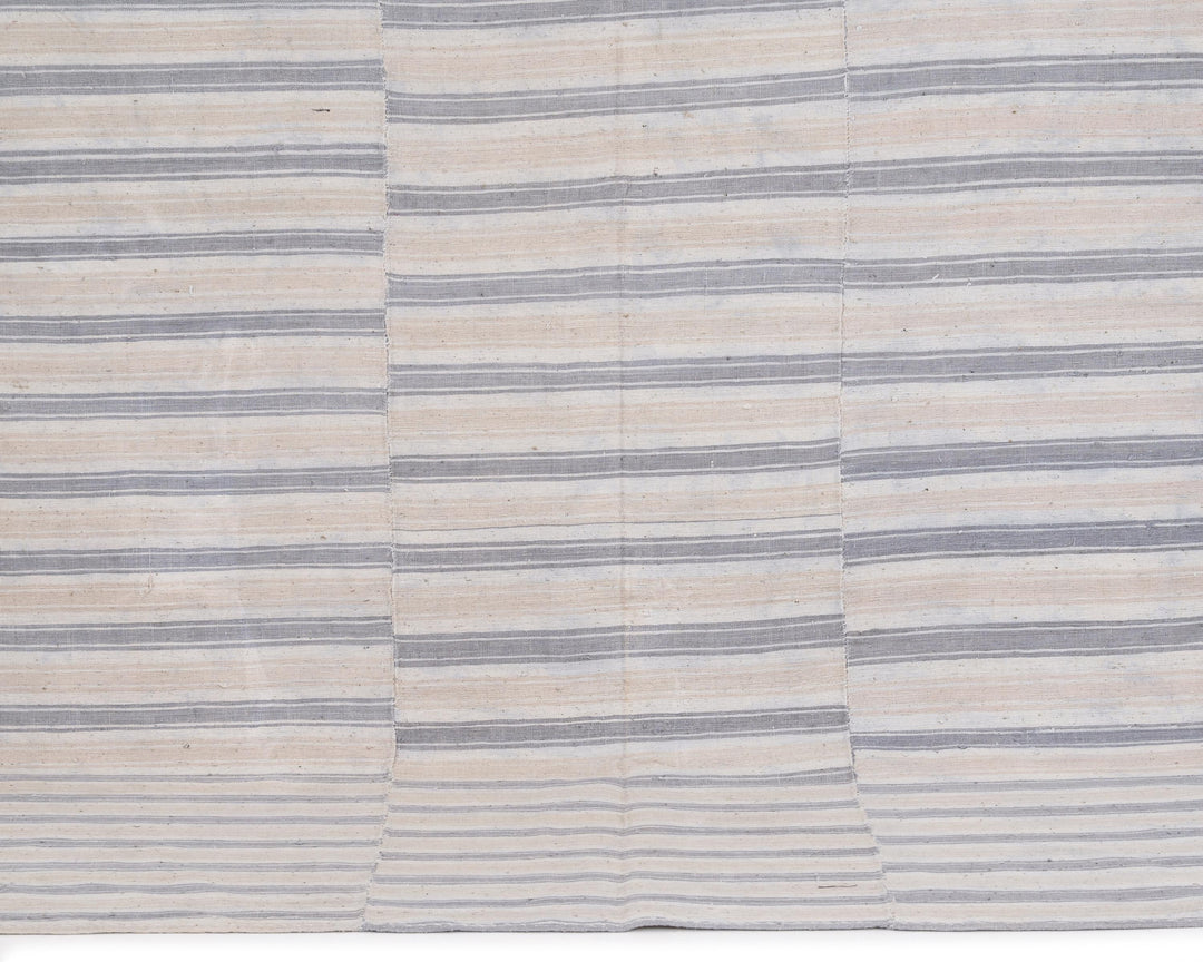 Neutral Kilim Rug 5' 6" x 8' 8" | No. VR81286