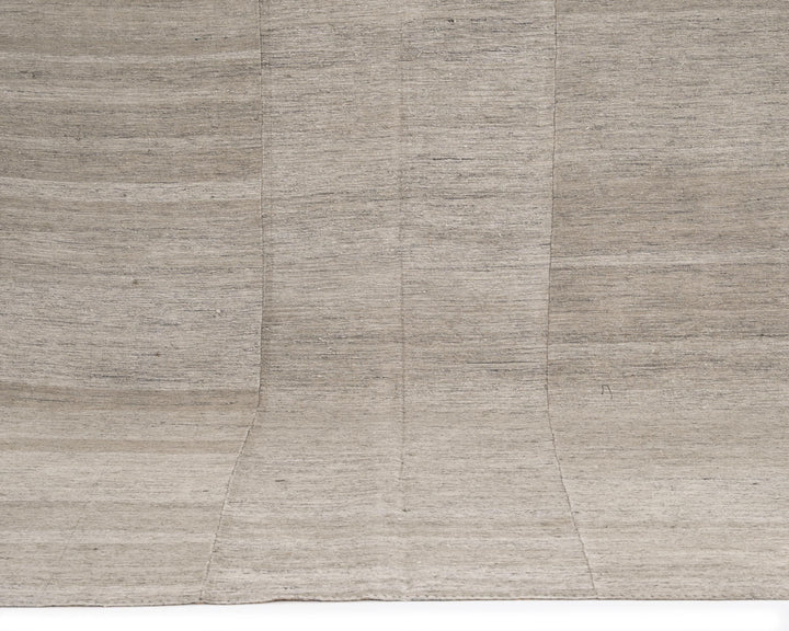 Brown Kilim Rug 6' 5" x 10' 7" | No. VR10710
