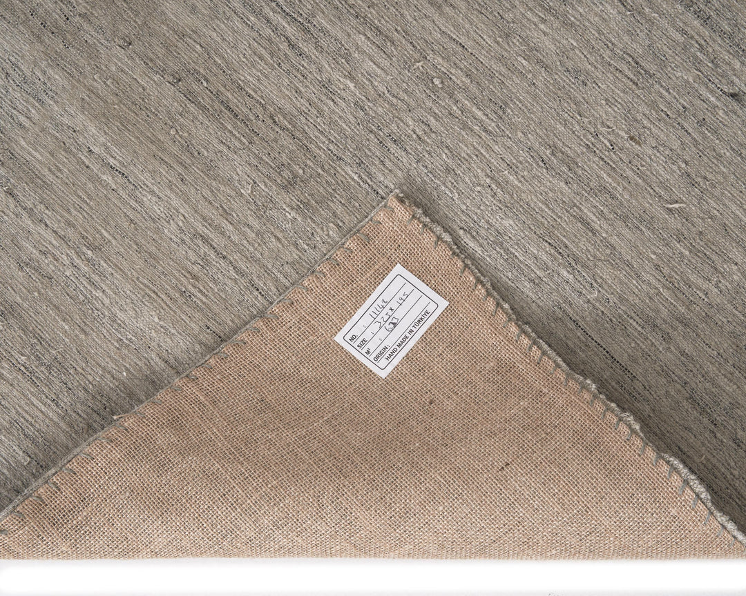 Brown Kilim Rug 6' 5" x 10' 7" | No. VR10710