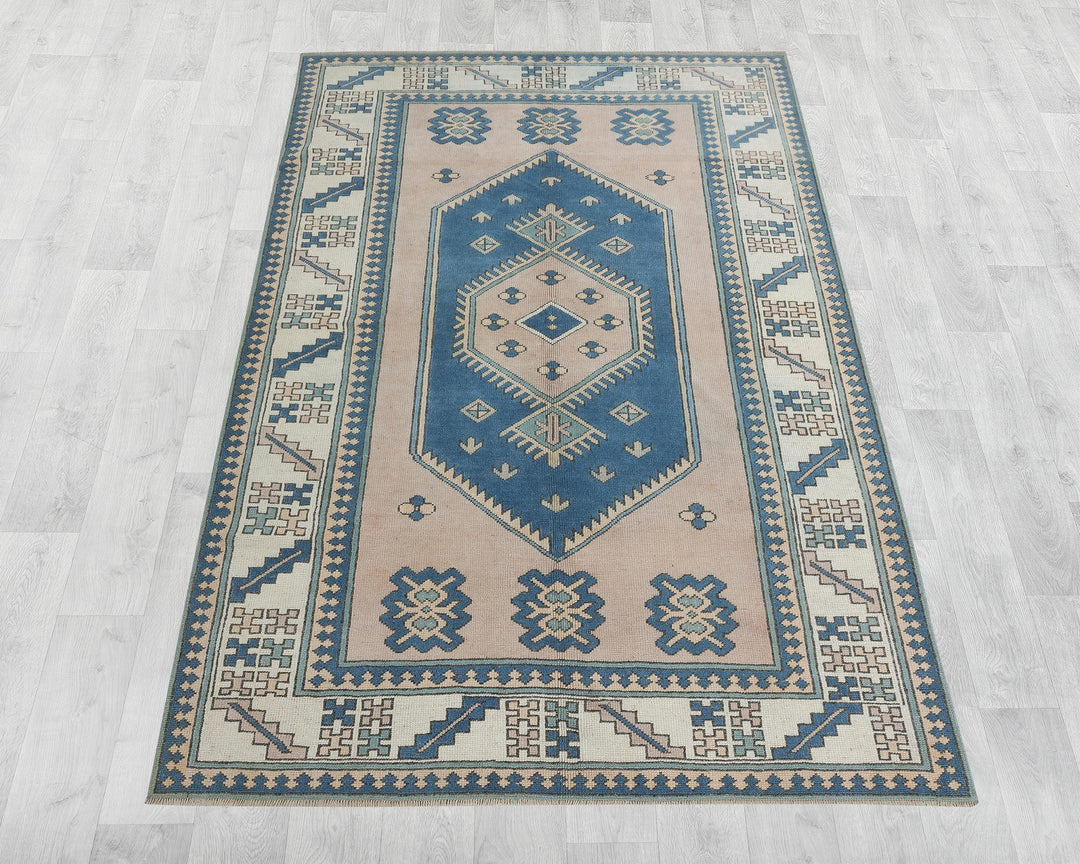 Neutral Oushak Rug 9' 2" x 6' 1" | No. VR94700