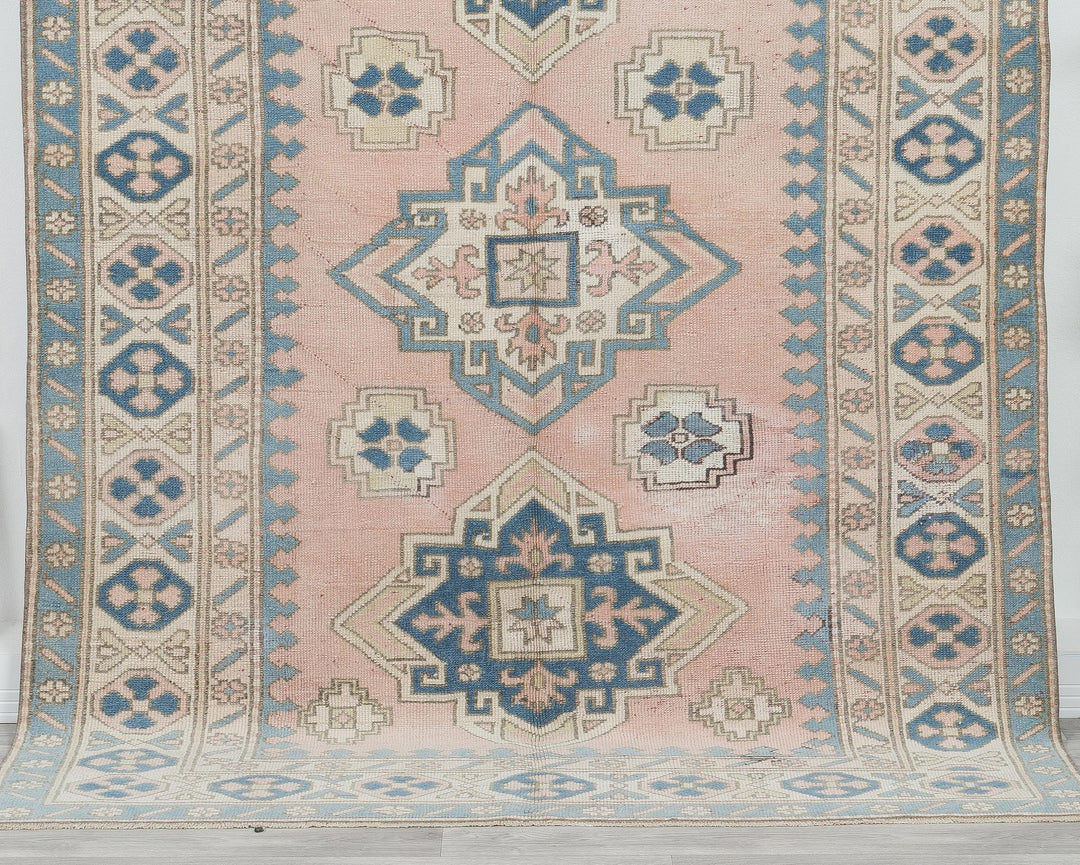 Faded Oushak Rug 8' x 5' 7" | No. VR41144