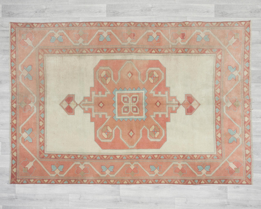 Neutral Oushak Rug 5' 1" x 7' 5" | No. VR59489