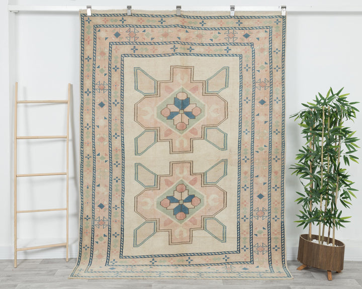 Neutral Oushak Rug 5' 8" x 7' 7" | No. VR76164