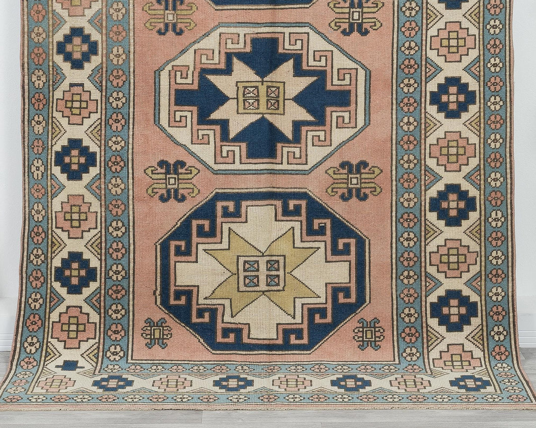 Pink Oushak Rug 5' 4" x 7' 11" | No. VR61513