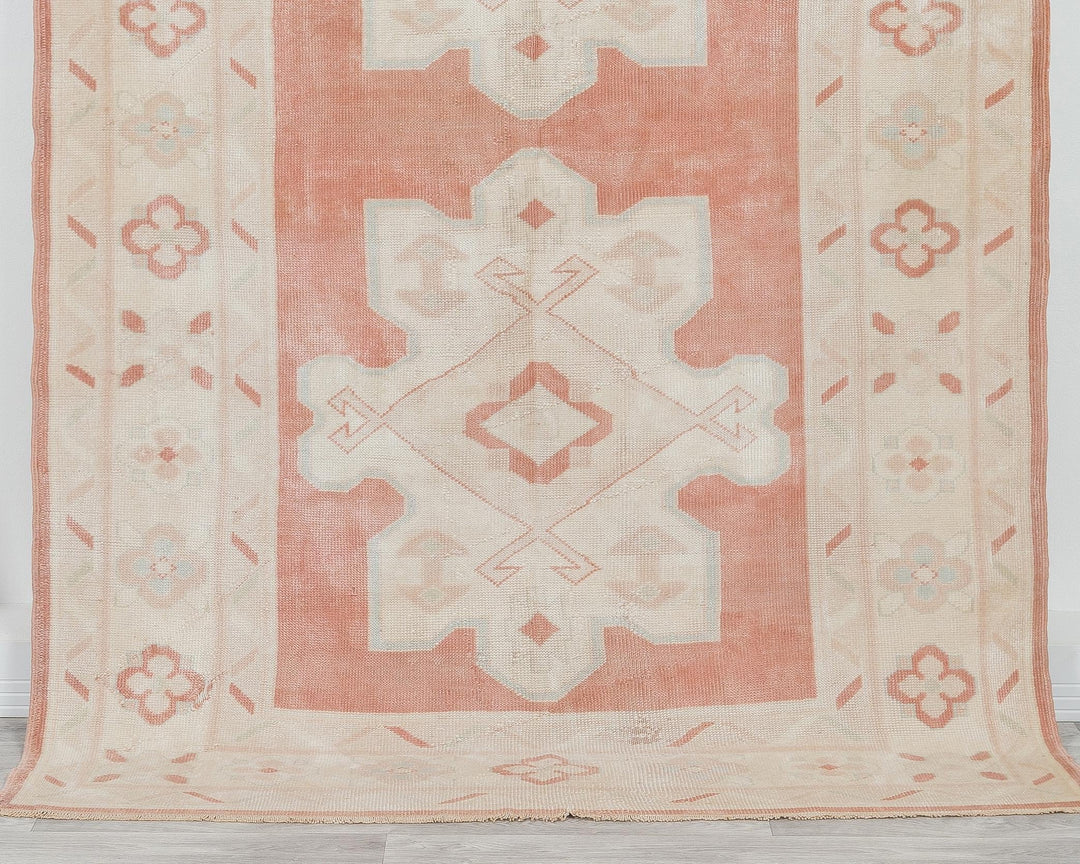 Oushak Rug 5' x 7' 8" | No. VR51979