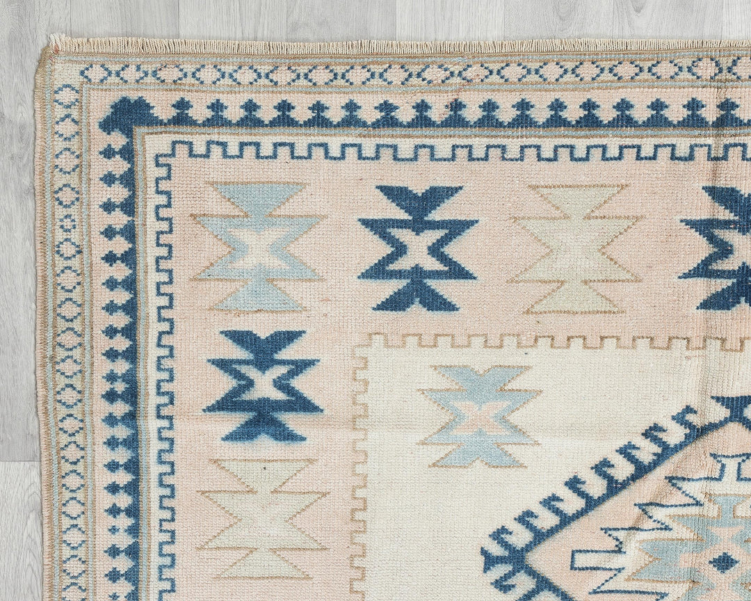 Beige Oushak Rug 5' 6" x 7' 1" | No. VR55622