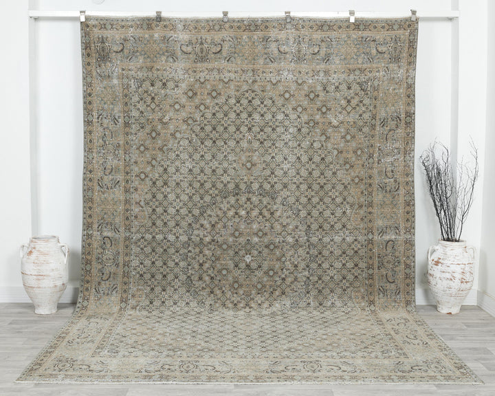Gray Oushak Rug 7' 10" x 11' | No. VR99863