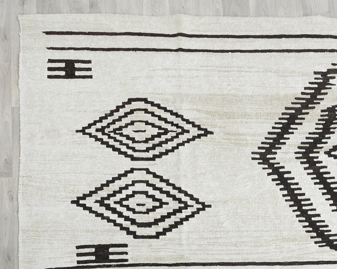 Black Kilim Rug 9' 9" x 12' 10" | No. VR51405