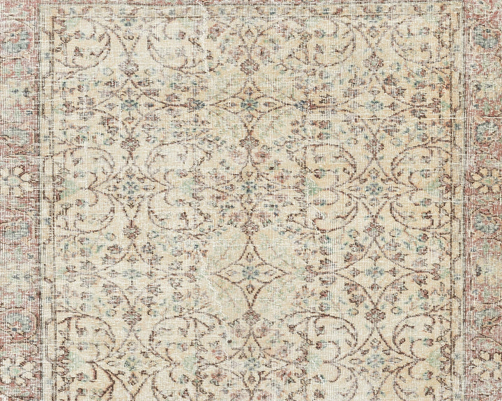 Beige Oushak Rug 9' 1" x 4' 5" | No. VR81054