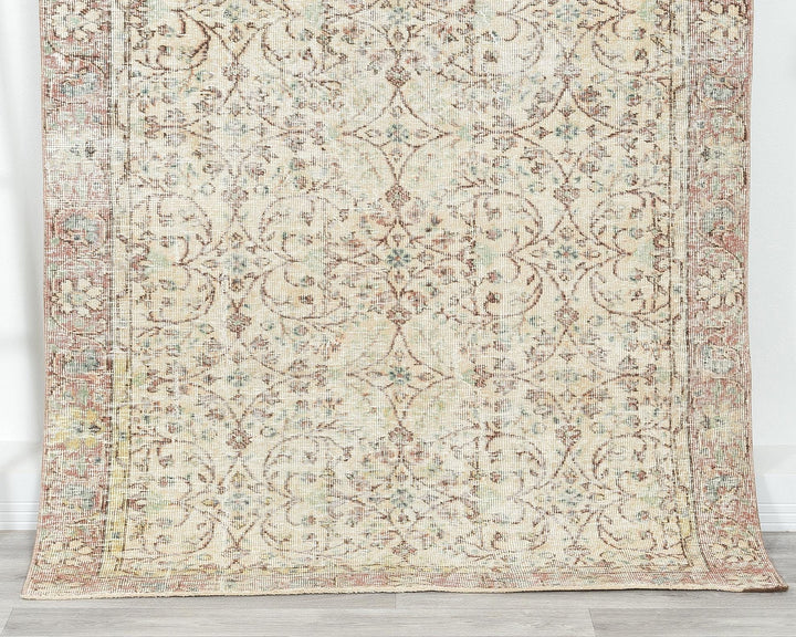 Beige Oushak Rug 9' 1" x 4' 5" | No. VR81054