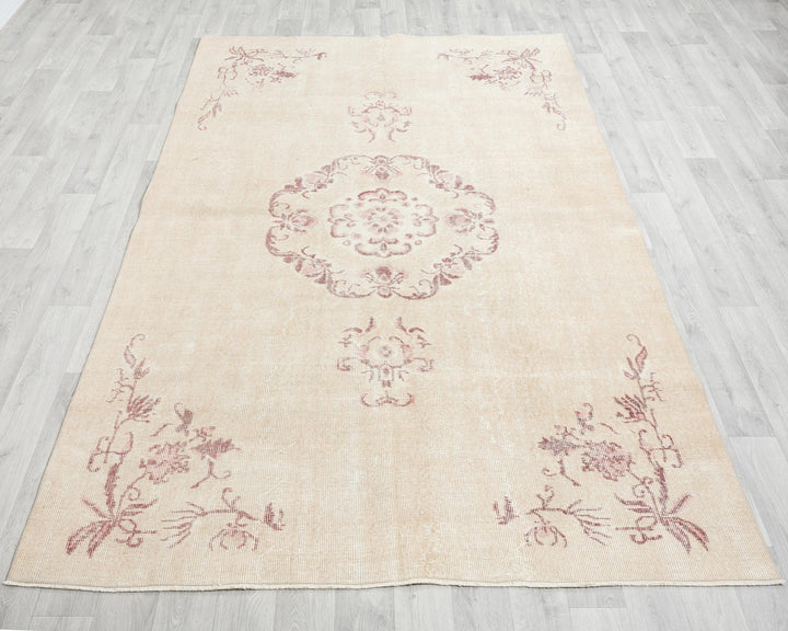 Oushak Rug 8' 4" x 5' 7" | No. VR37212