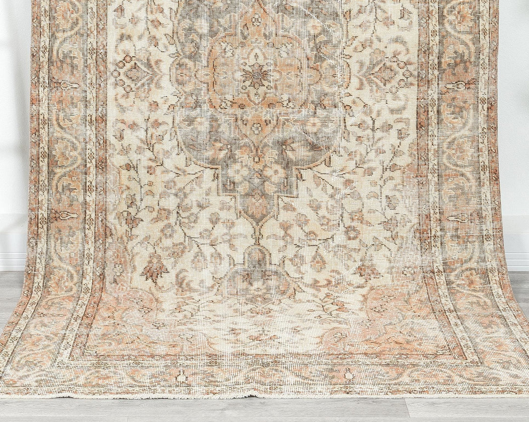 Rust Oushak Rug 9' 2" x 4' 7" | No. VR18607