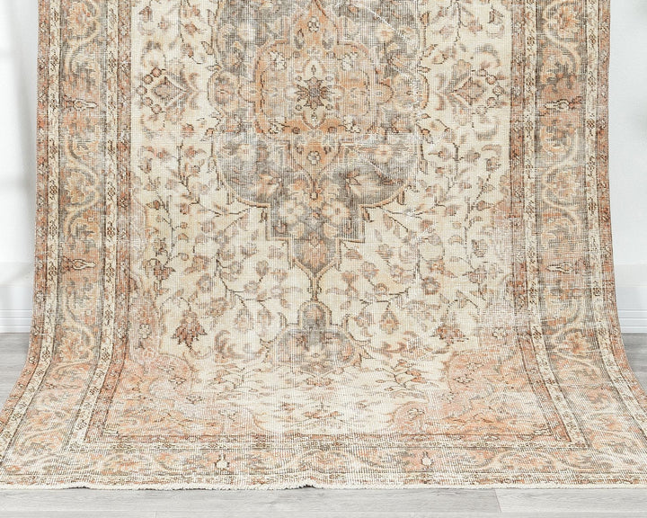 Rust Oushak Rug 9' 2" x 4' 7" | No. VR18607