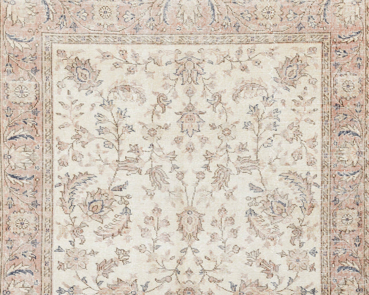Beige Oushak Rug 8' 2" x 4' 11" | No. VR39942