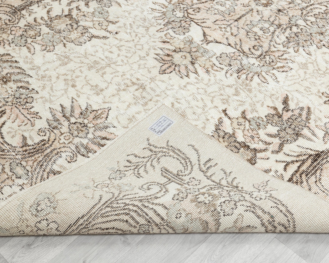 Oushak Rug 5' 7" x 8' 8" | No. VR88359