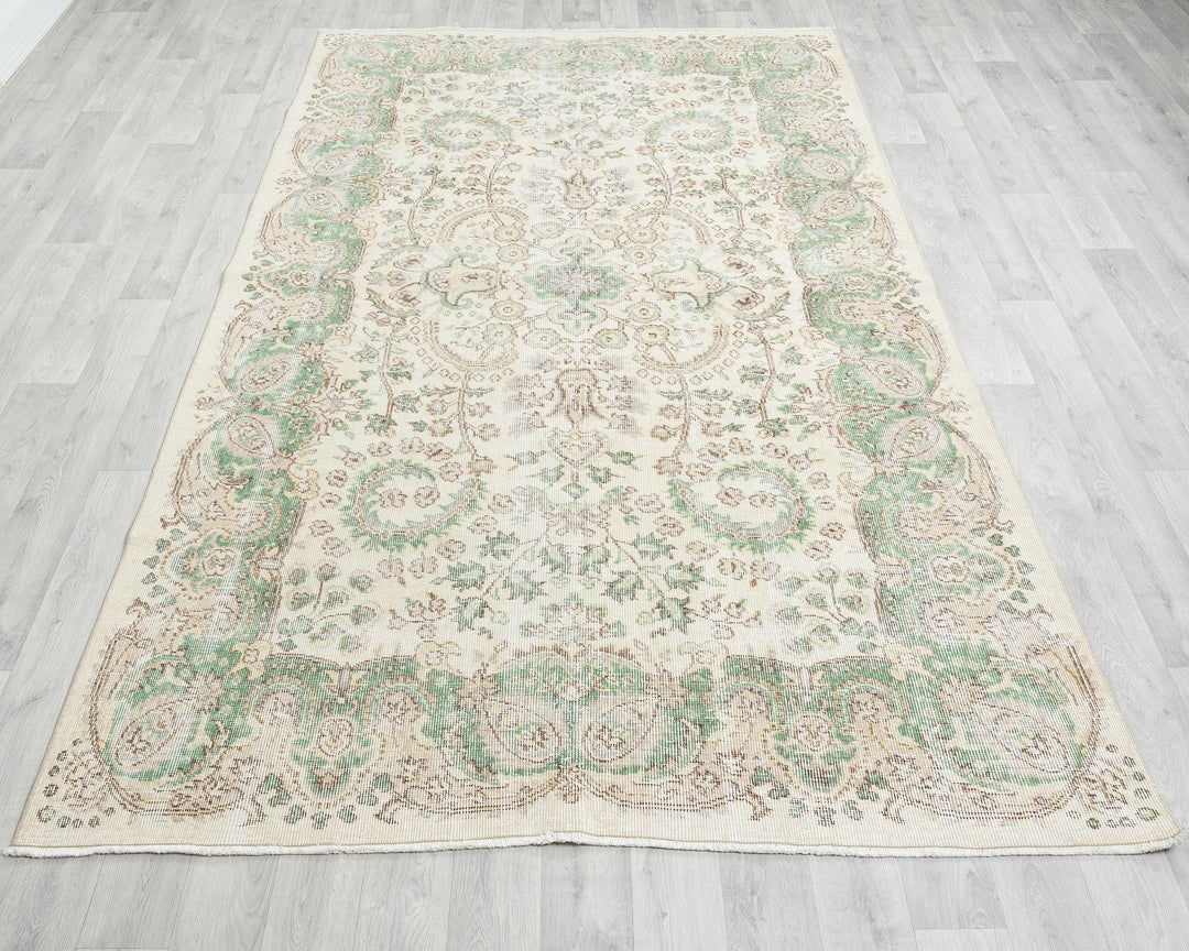 Oushak Rug 5' 5" x 9' | No. VR95701