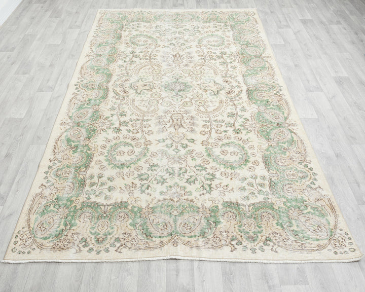 Oushak Rug 5' 5" x 9' | No. VR95701