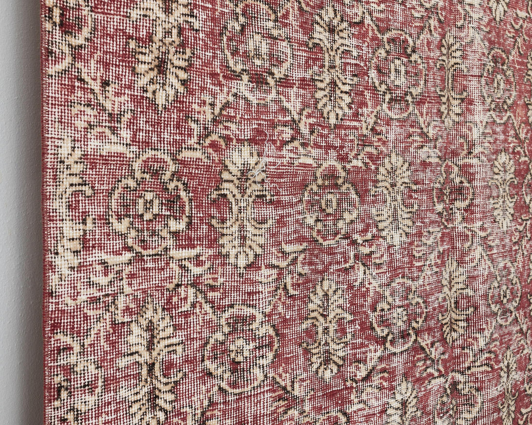 Red Oushak Rug 5' x 8' 7" | No. VR42124