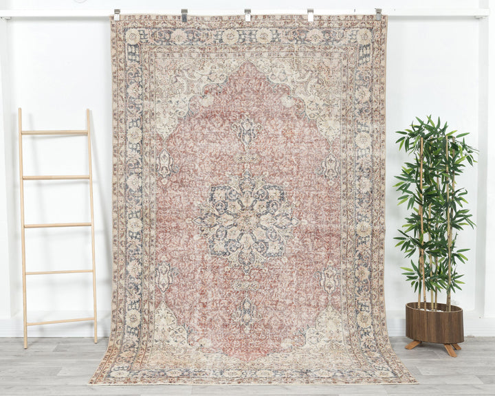 Oushak Rug 5' 8" x 8' 7" | No. VR60261