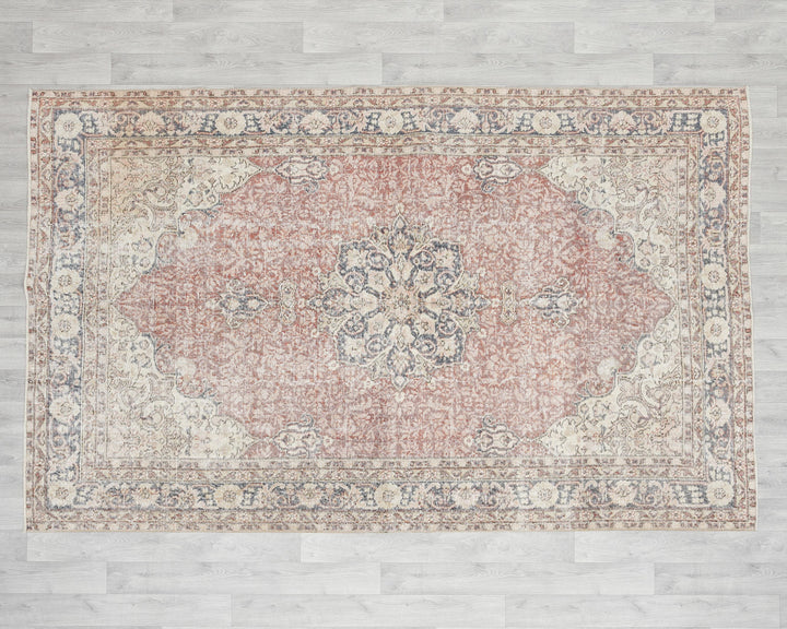 Oushak Rug 5' 8" x 8' 7" | No. VR60261