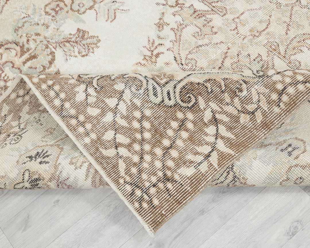 Oushak Rug 5' 5" x 8' 10" | No. VR88154