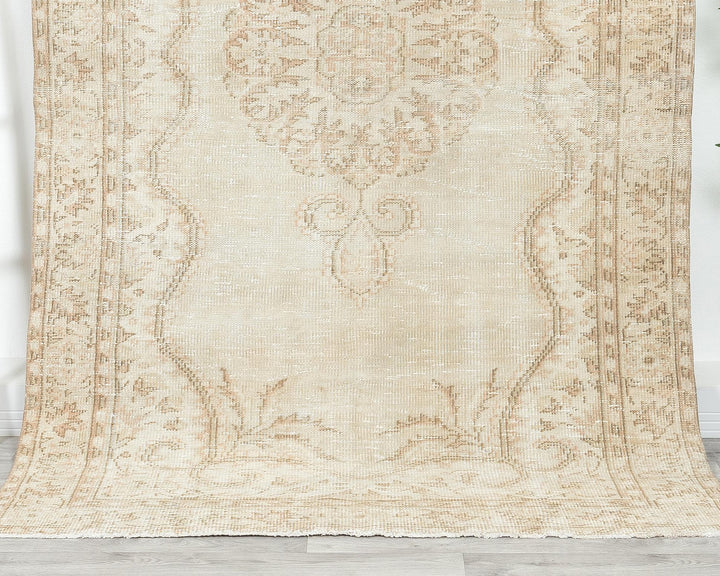 Pink Oushak Rug 4' 10" x 8' 1" | No. VR82673