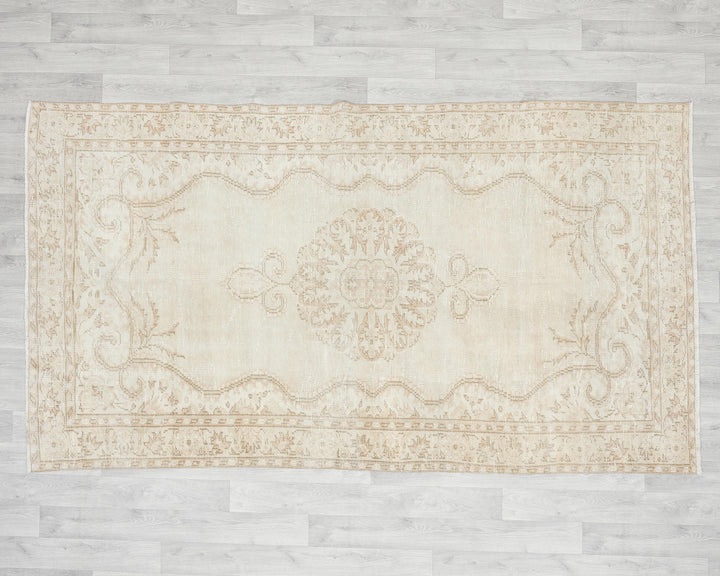 Pink Oushak Rug 4' 10" x 8' 1" | No. VR82673