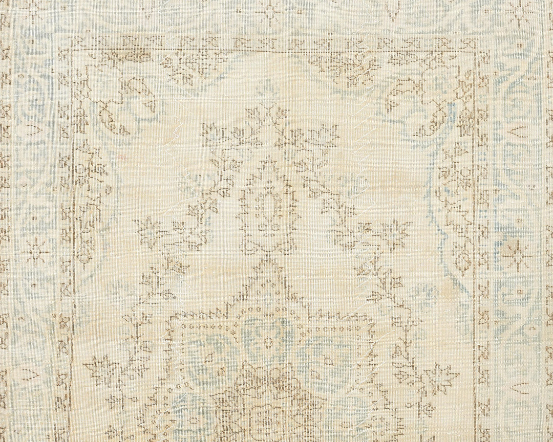 Beige Oushak Rug 5' 8" x 9' 10" | No. VR19276