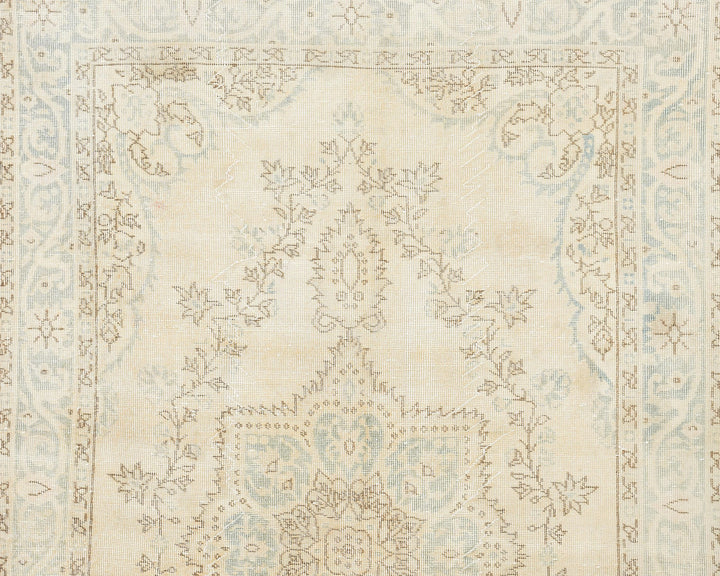 Beige Oushak Rug 5' 8" x 9' 10" | No. VR19276