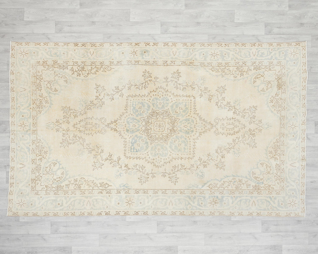 Beige Oushak Rug 5' 8" x 9' 10" | No. VR19276