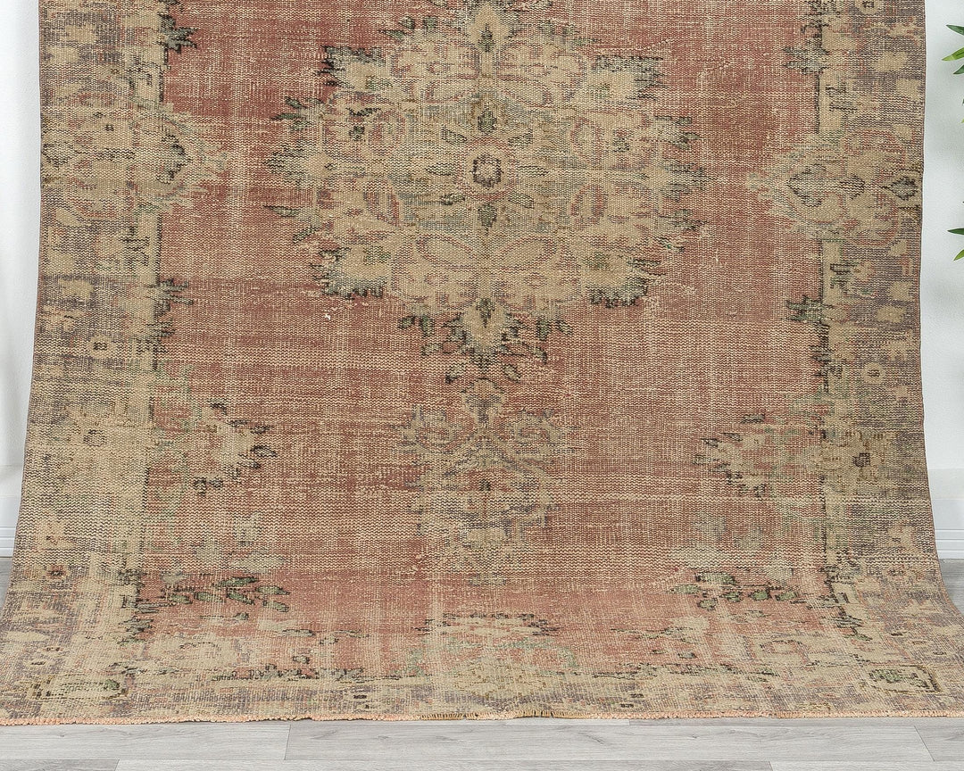 Muted Oushak Rug 5' 10" x 8' 6" | No. VR14511