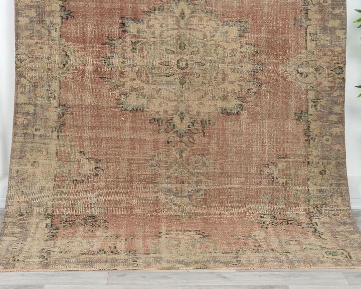 Muted Oushak Rug 5' 10" x 8' 6" | No. VR14511