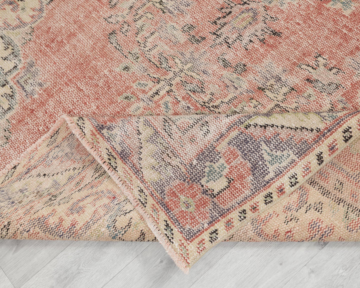 Pastel Oushak Rug 5' 8" x 9' | No. VR36411