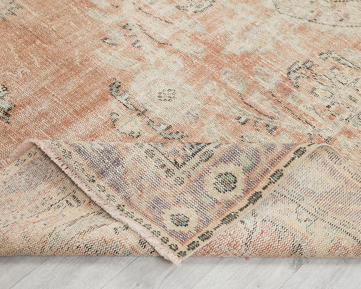 Muted Oushak Rug 5' 6" x 9' 2" | No. VR39869