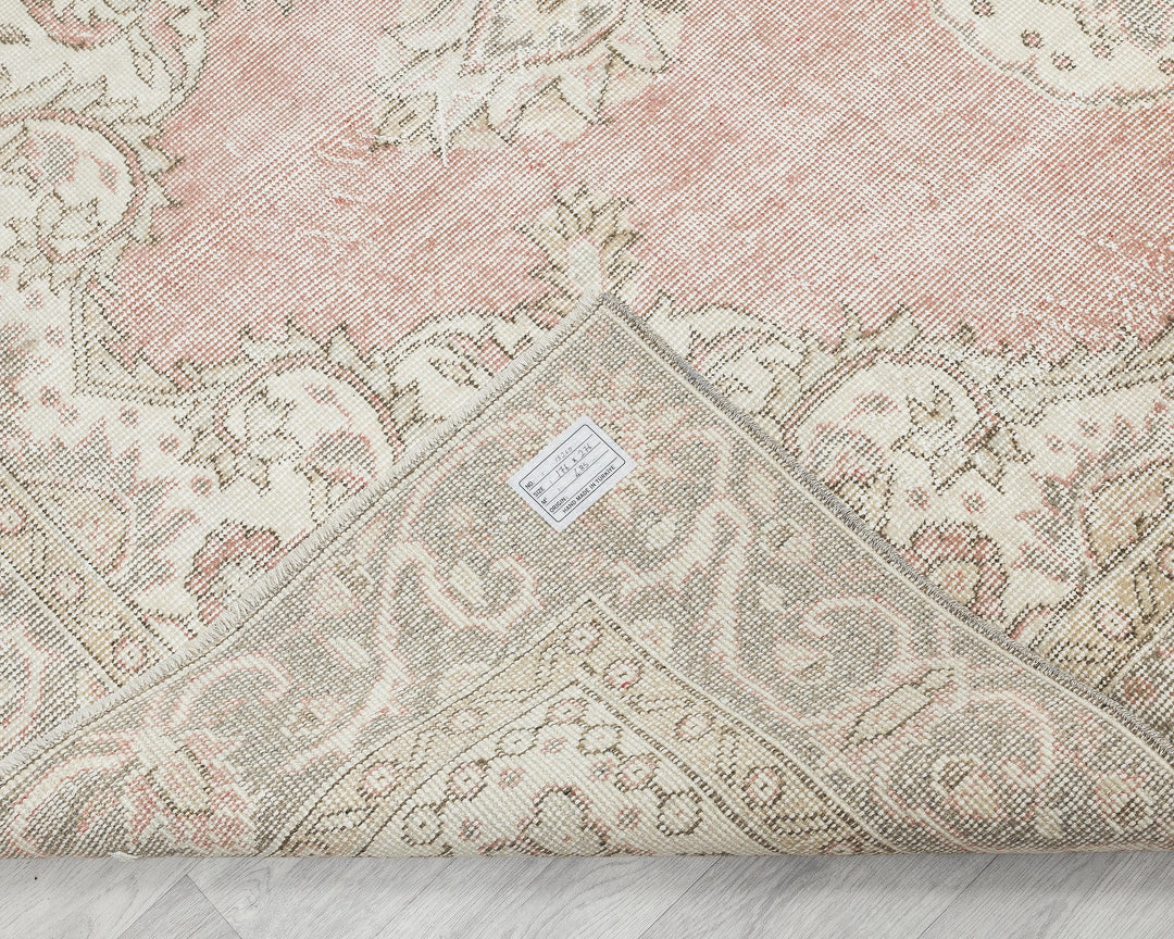 Neutral Oushak Rug 5' 10" x 9' 1" | No. VR71177
