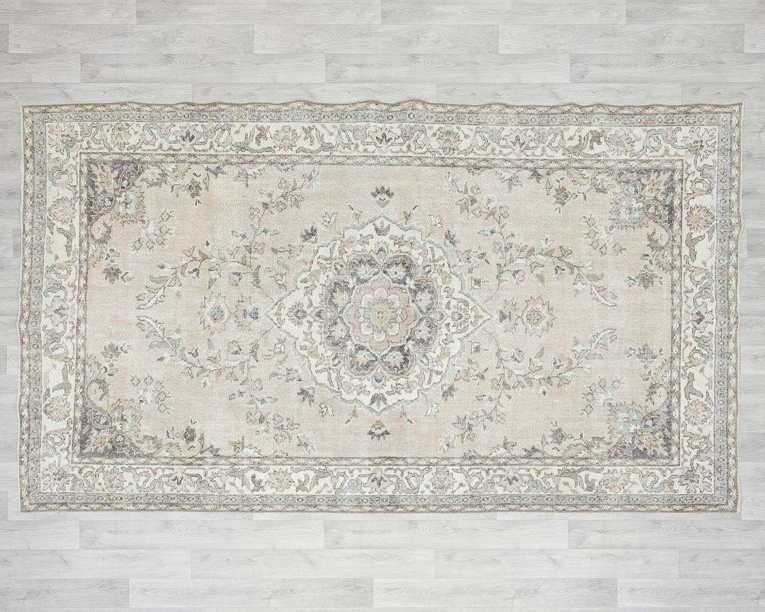 Beige Oushak Rug 5' 8" x 9' 7" | No. VR42732