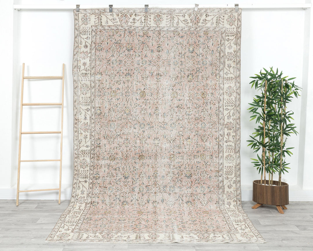 Pink Oushak Rug 5' 8" x 9' 7" | No. VR96976
