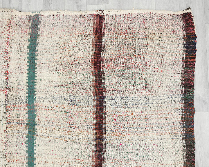 Faded Kilim Rug 6' 6" x 9' 9" | No. VR22033